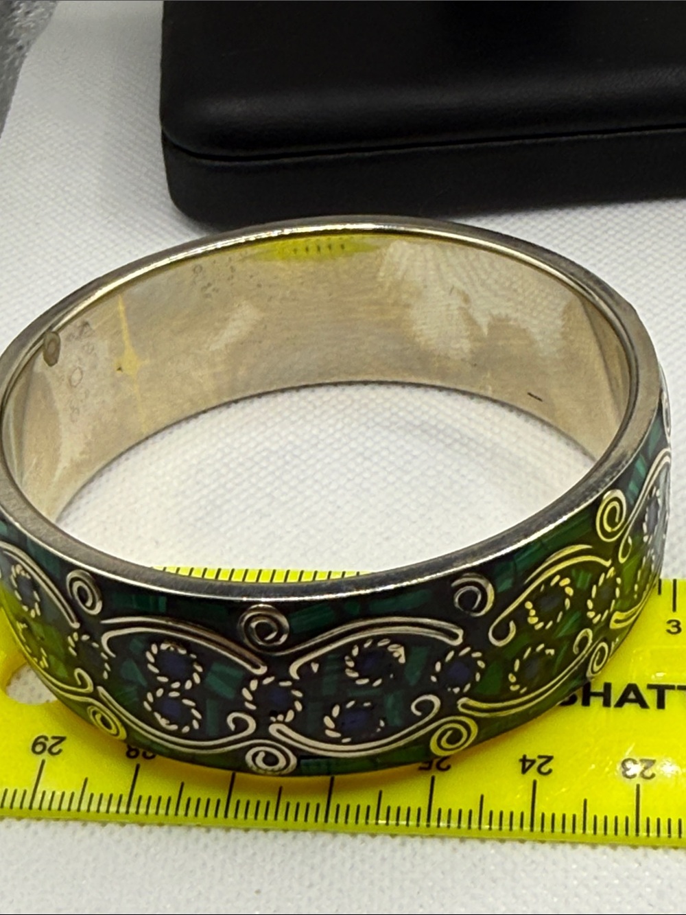 Exceptional vintage Green Blue Inlay mosaic raised luxurious Cuff Bracelet ⭐️ - Picture 16 of 16